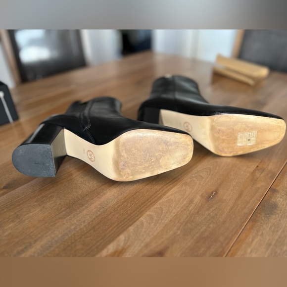 Michael Kors boots - Picture 9 of 10